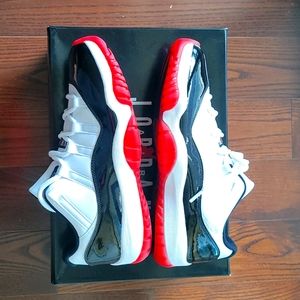 Air Jordan 11 retro low brand new